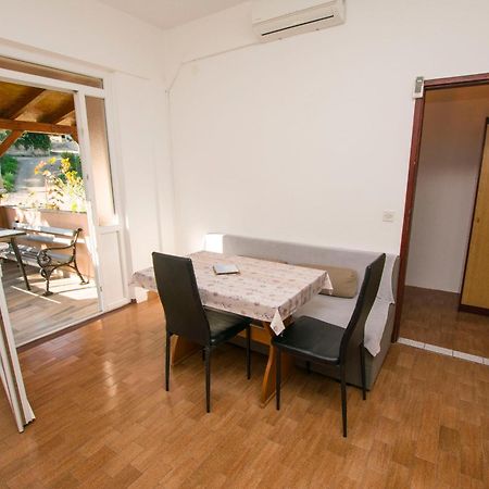 Apartment Marin Tkon Kültér fotó