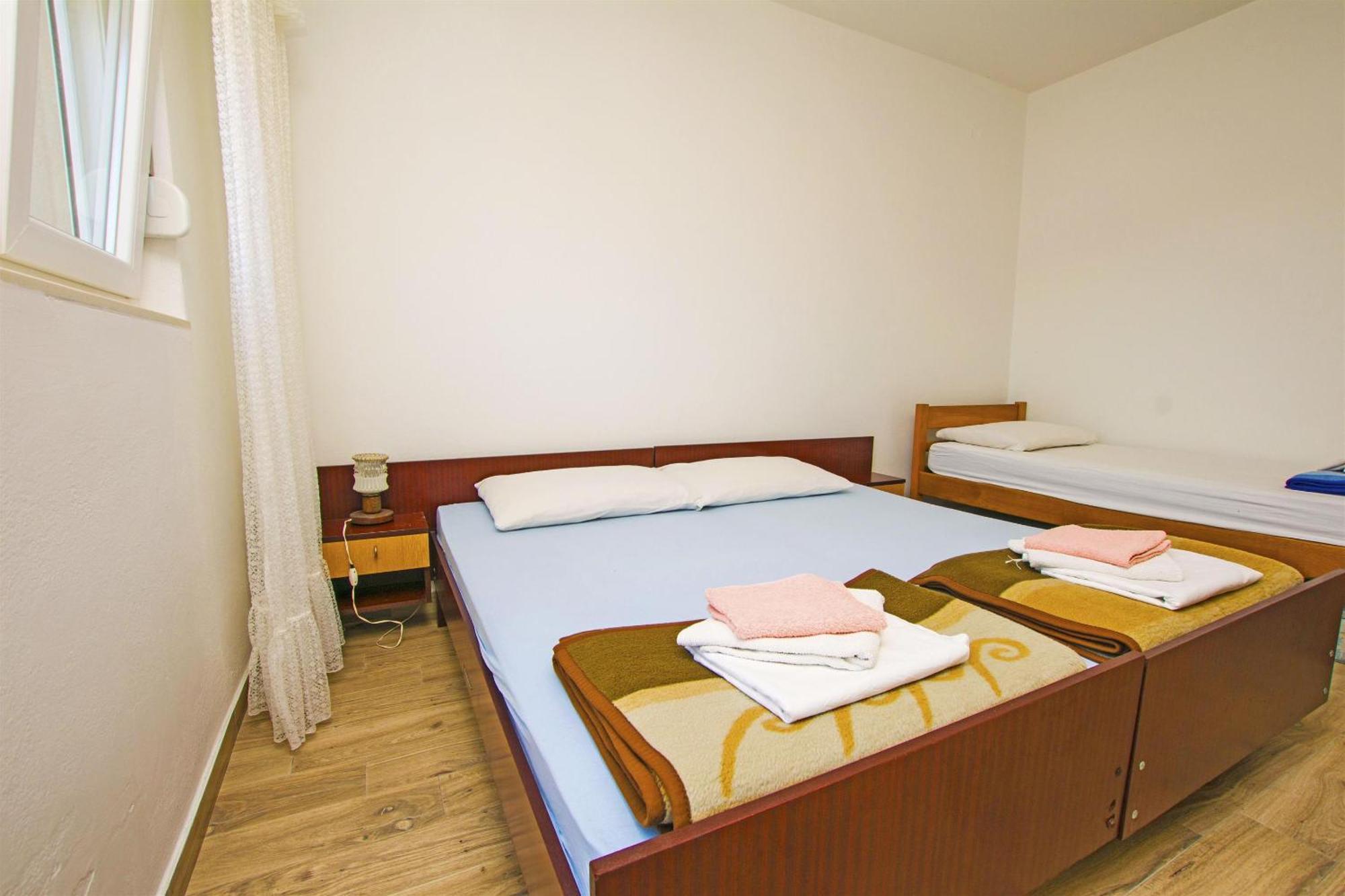Apartment Marin Tkon Kültér fotó